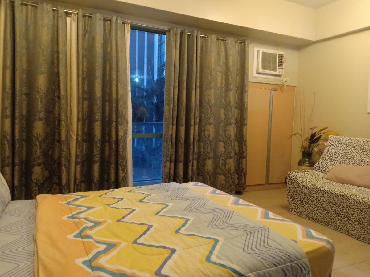 Palm Tree Genlex Condo Manila Kültér fotó